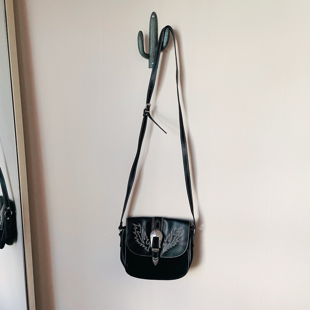 Vintage Western Buckle Faux Leather Crossbody Bag - Picture 2 of 5